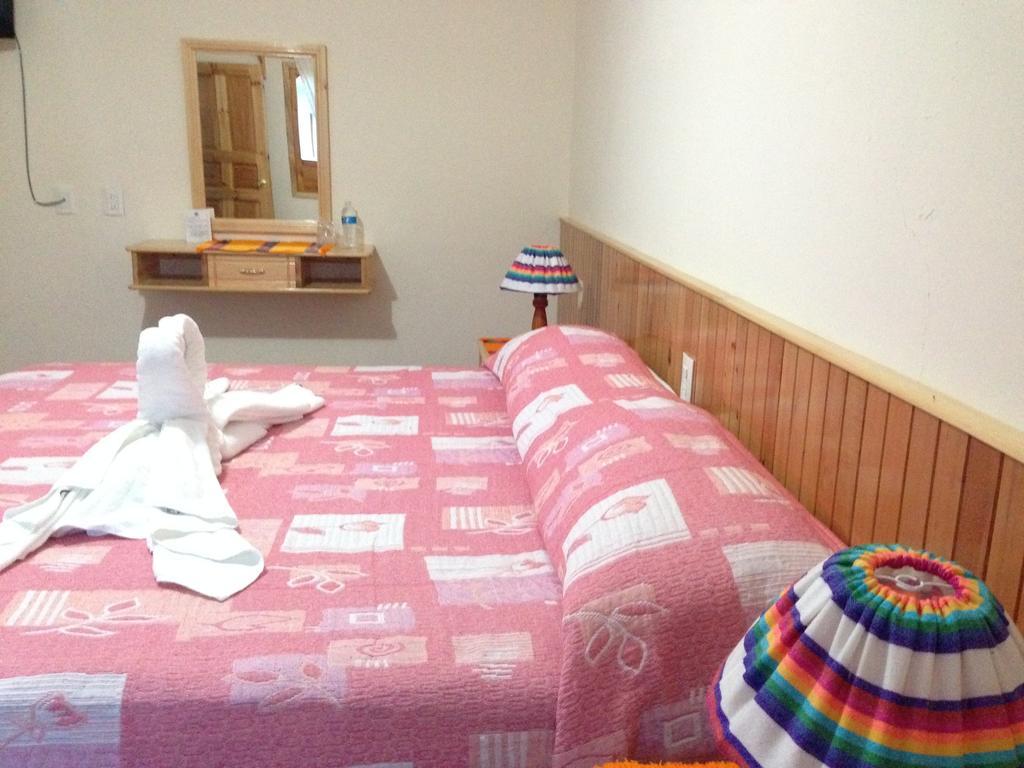 Hotel Posada Las Rosas San Cristóbal de Las Casas Zimmer foto